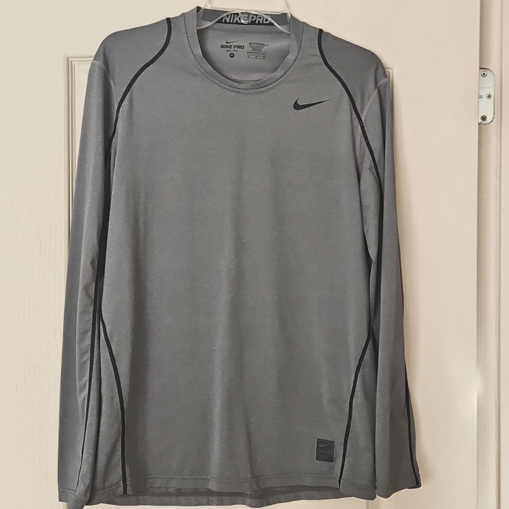 Nike Pro Cool Fitted Shirt, Size M.